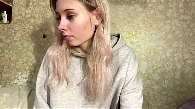 LynnMontiel Adlı Modelin Canlı XXX Sohbeti