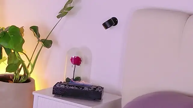 ABY509 - naked in doggy style and with a machine