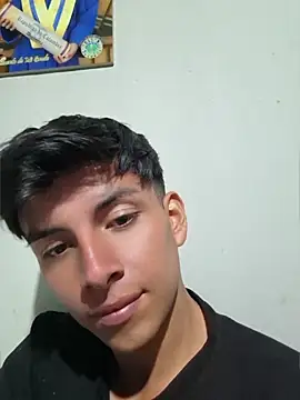 ZaneHoward Live XXX-Chat