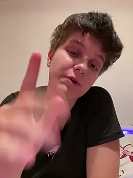 YoungMoxy - Show ass and tits<3