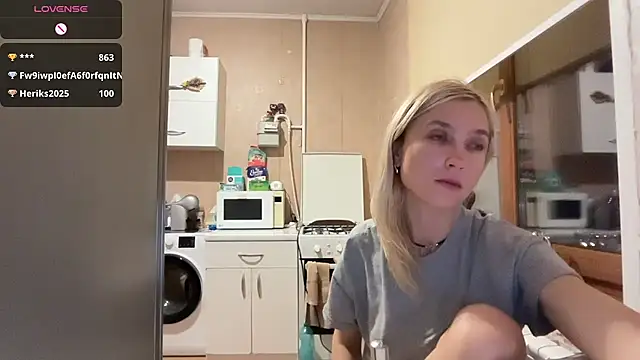 Онлайн чат XXX AngelJeni