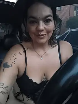 Tasha_velvet - Mostrar pusy aire libre🔥💦🕹️🕹️