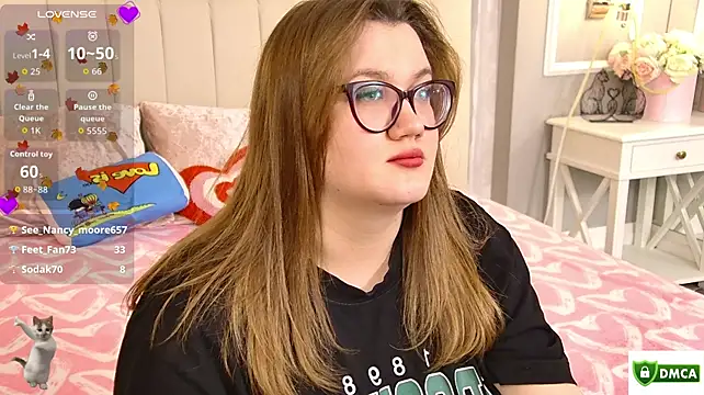 Онлайн чат XXX Nancy_Mooree