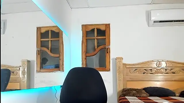 nedye_rouss: απευθείας συνομιλία ΧΧΧ
