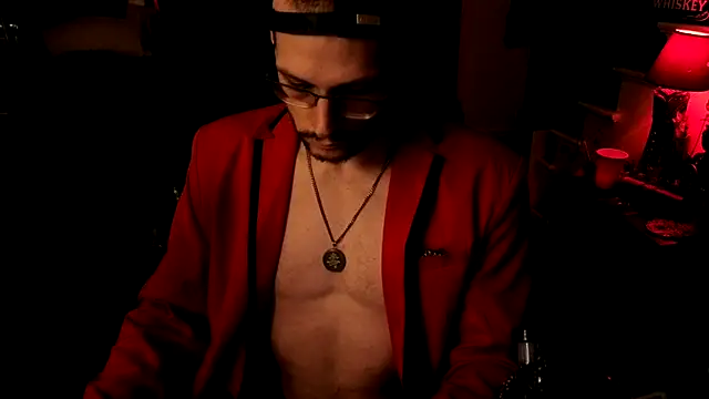 MasterDaddyCool Live XXX-chat