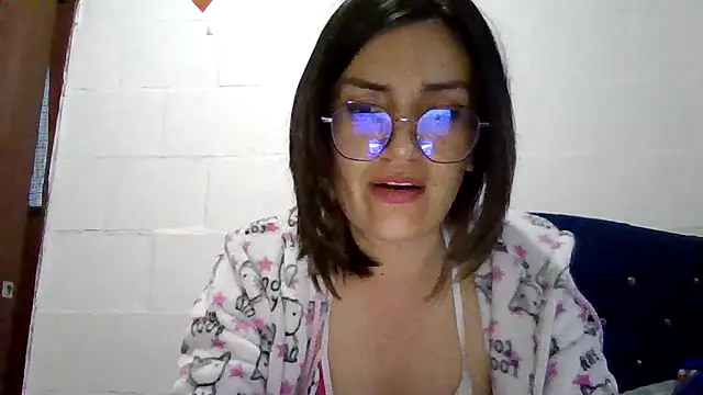 Онлайн чат XXX princessbella93