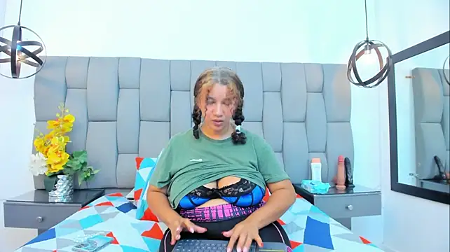 Alesandrarouse - Bra Off