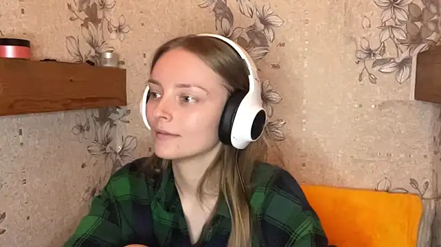 Živý XXX chat EmyMiu