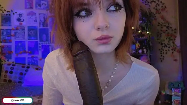 MeviCoral - Finger in ass! 😈