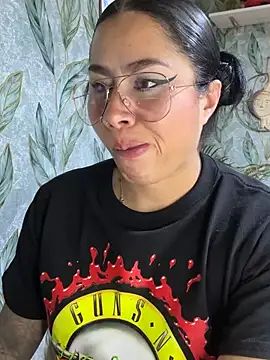 Sweet__Nurse1 élő XXX-chatje