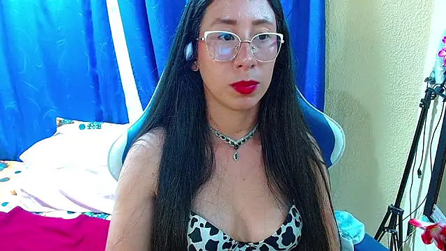 Gia_leinn লাইভ XXX চ্যাট