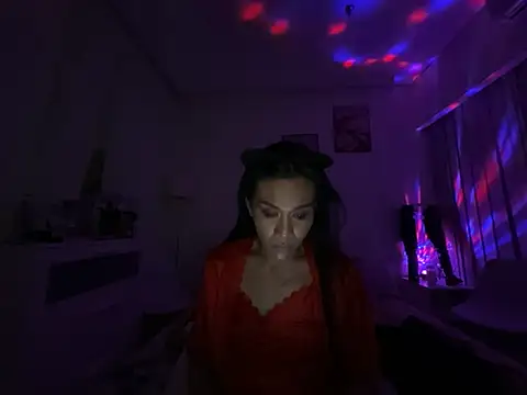 MistressViper28's Webcam Show