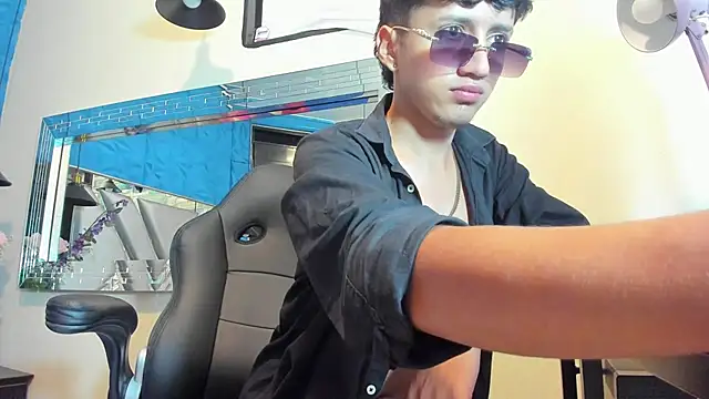 Mr_Dylan1 Live XXX-chat