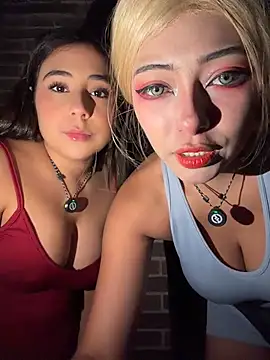 Seraphine23 - FUCK WITH STRAPON PUBLIC TICKETSHOW