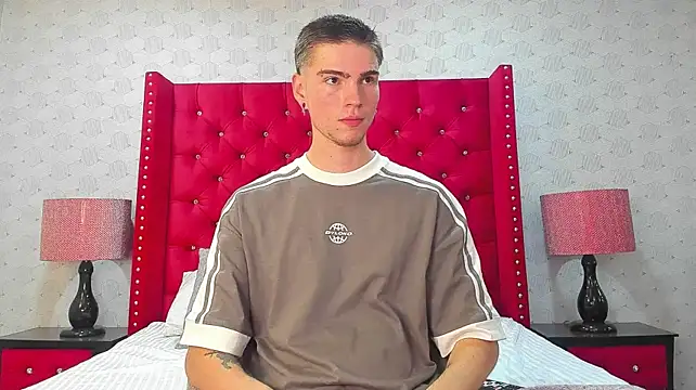 NickWild Live XXX-chat
