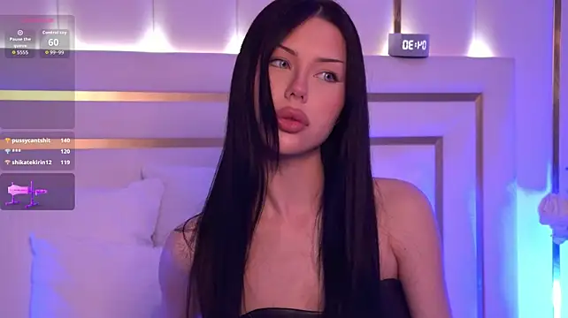 LeyaFoxhall Adlı Modelin Canlı XXX Sohbeti
