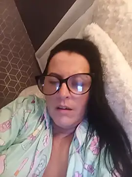 VelvetNaughty-Shem's Live XXX Chat