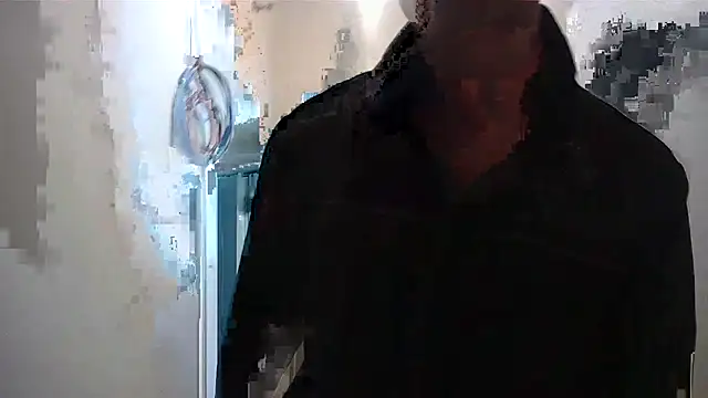 Allen8707's Live XXX Chat