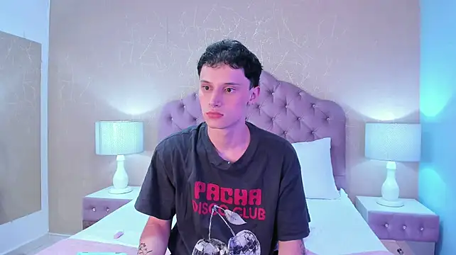 LephyStar Adlı Modelin Canlı XXX Sohbeti