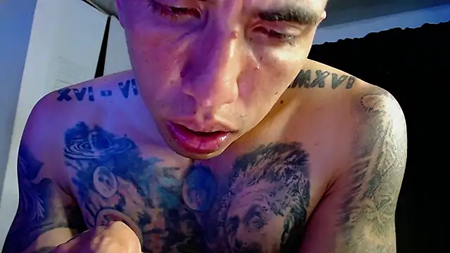 Adam_Hudsond 现场XXX聊天