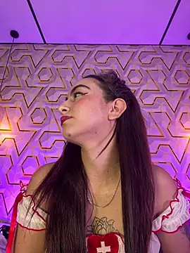 MelanyyJhonson15's Live XXX Chat