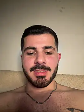 عرض كام Kissbiceps