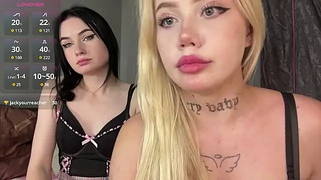 Živý XXX chat hellopussylover2