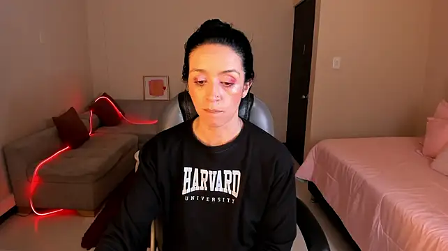 Онлайн чат XXX Kristen_Garner