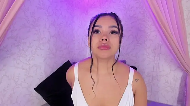 Онлайн чат XXX MarianaGarciaa__