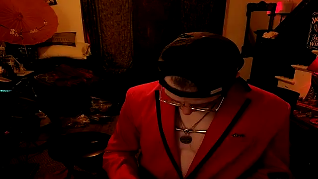 Онлайн чат XXX MasterDaddyCool