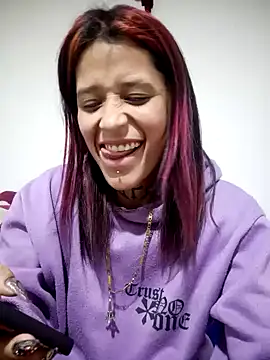 Czat XXX na żywo – Lya_Ross19