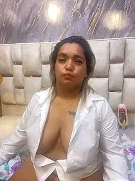 LAURAFASHION_ - Lick niples ✨🤎