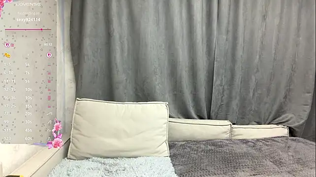 ZenZestX's Live XXX Chat