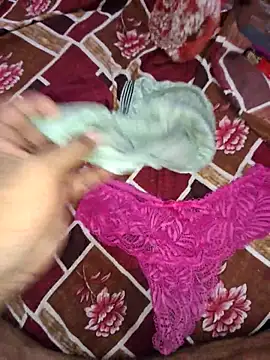 Savitaxbhabhi - Boobs show