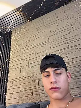 Lander_Cruz 现场XXX聊天