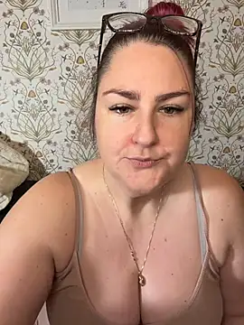 Lacey_BBW live XXX chat