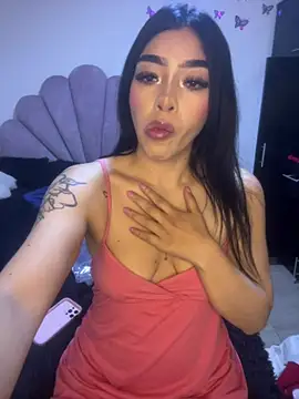 Chatroom XXX en direct de DAKOTA_SAKURA