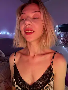 _urbestie_ - dildo squirt cum