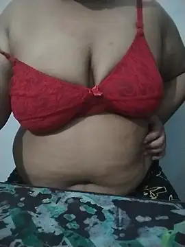 Whiskey_On_Her_Lips_15's Live XXX Chat