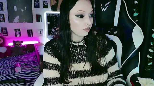 Chat +18 de Kitty_goth ao vivo