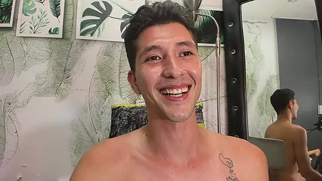 Valentiino69 Webcamshow