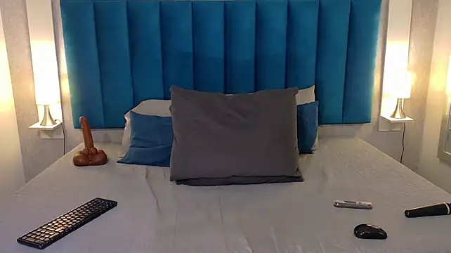 Madisonsmiith 现场XXX聊天