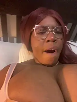 Ebony_muse - Show tist
