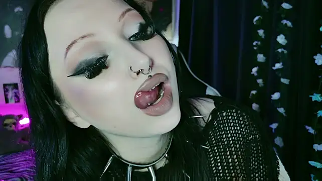 แชท XXX สดของ Kitty_goth