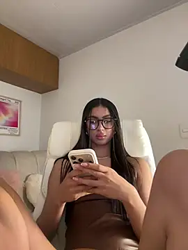 دردشة maddy_bronw_ الجنسية المباشرة