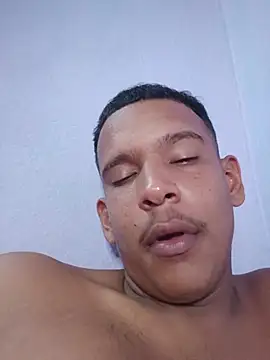 Ron_0101 Chat XXX in diretta