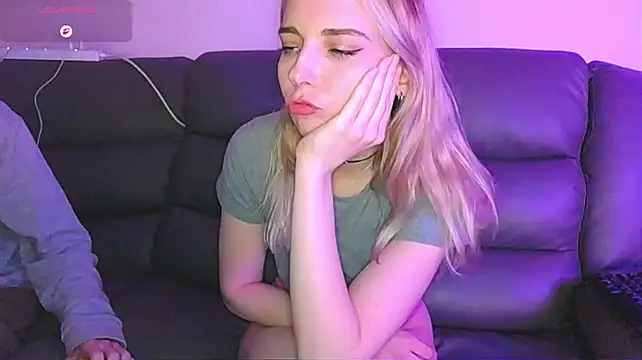 دردشة BlueandJen الجنسية المباشرة
