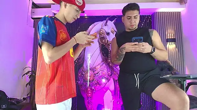 The_Boy_King_ 라이브 XXX 채팅