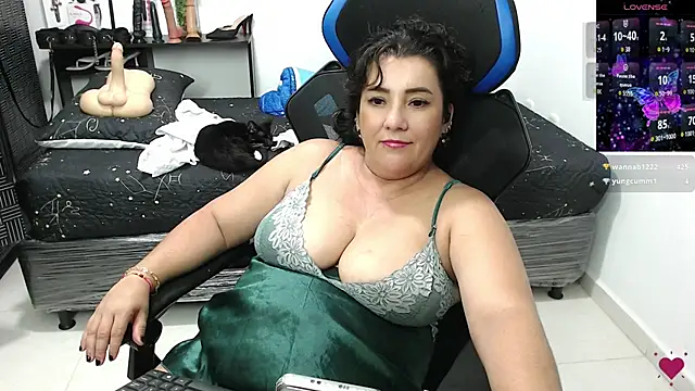 Mom_hot__ - dance and play with tits for you ♥♥♥