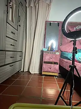 Catalina__santana - squirting